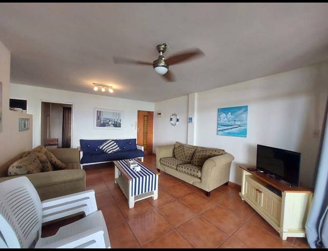 2 BEDROOM APARTMENT FOR SALE IN MARGATE BEACH